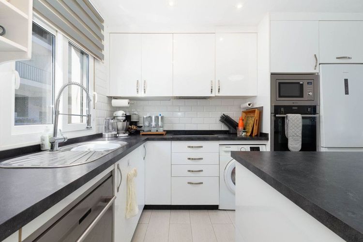 Apartment | Resale in Mijas in Mijas Others, Costa del Sol - Photo 4