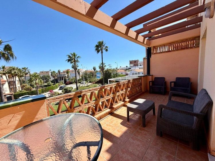 Apartment | Resale in Mijas Costa in Mijas Costa, Costa del Sol - Photo 2