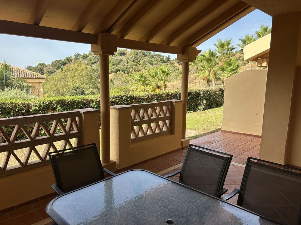 Apartment | Resale in Elviria in Elviria, Costa del Sol - Main property photo