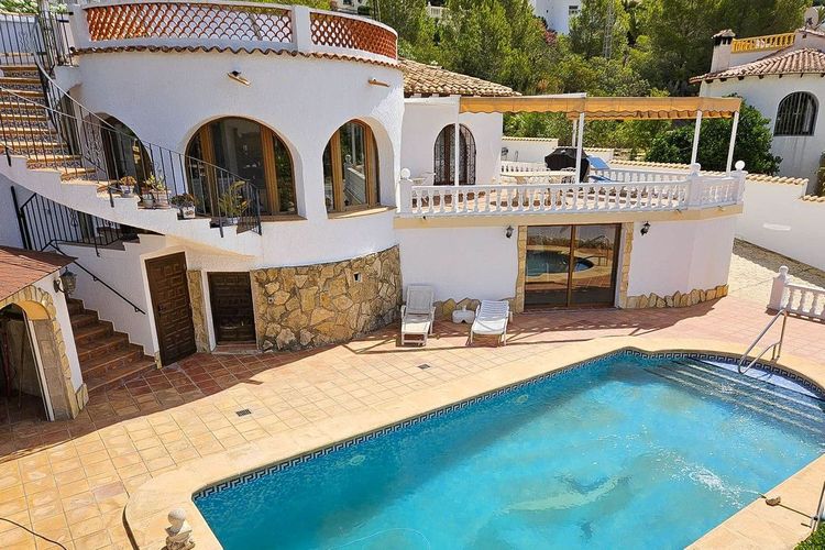 House | Resale in Benissa in Benissa, Costa Blanca - Photo 4