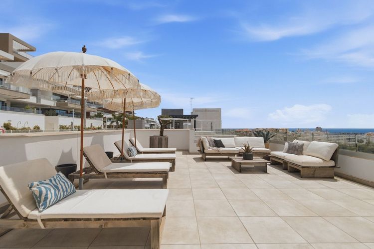 Penthouse | Resale in Estepona in Estepona, Costa del Sol - Photo 3