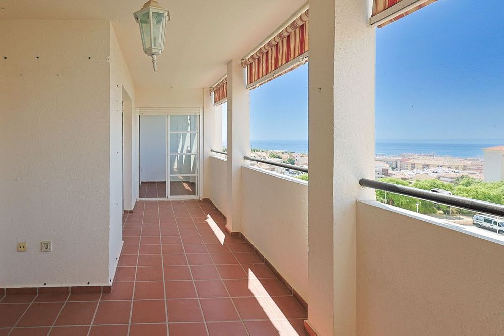 Apartment | Resale in Arroyo de la Miel in Arroyo de la Miel, Costa del Sol - Main property photo
