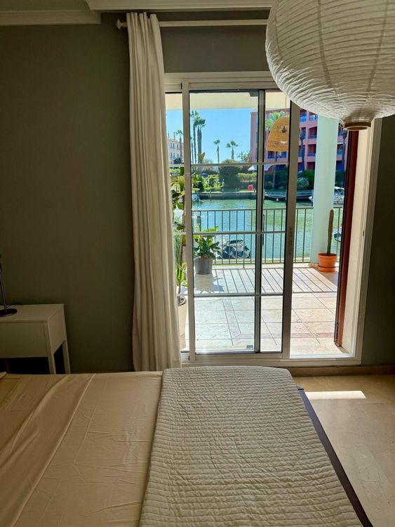 Apartment | Resale in Sotogrande Marina in Sotogrande Marina, Costa del Sol - Photo 4