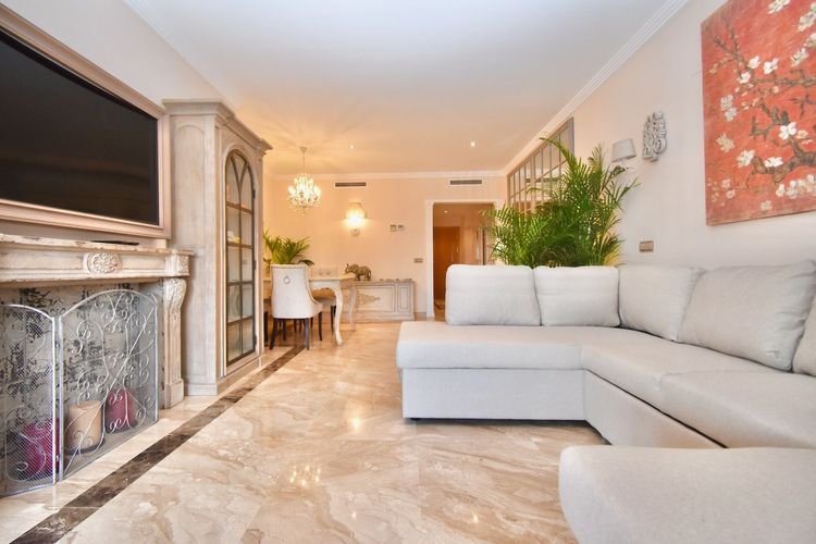 Apartment | Resale in Fuengirola - Development photo 1