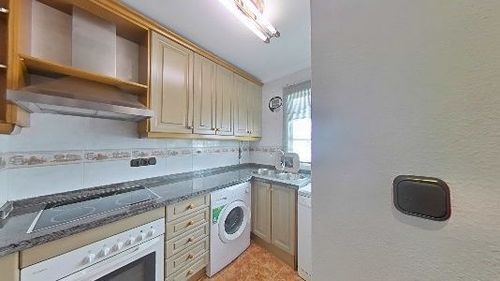 Apartment | Resale in Málaga in Málaga, Costa del Sol - Photo 4