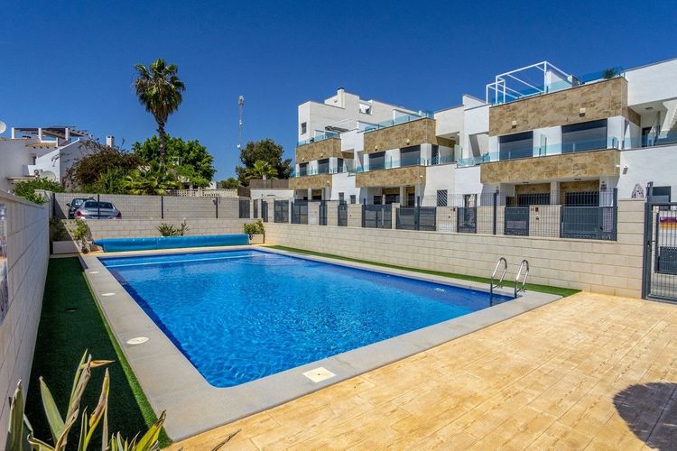 House | Resale in Villamartin in Villamartin, Costa Blanca - Photo 2