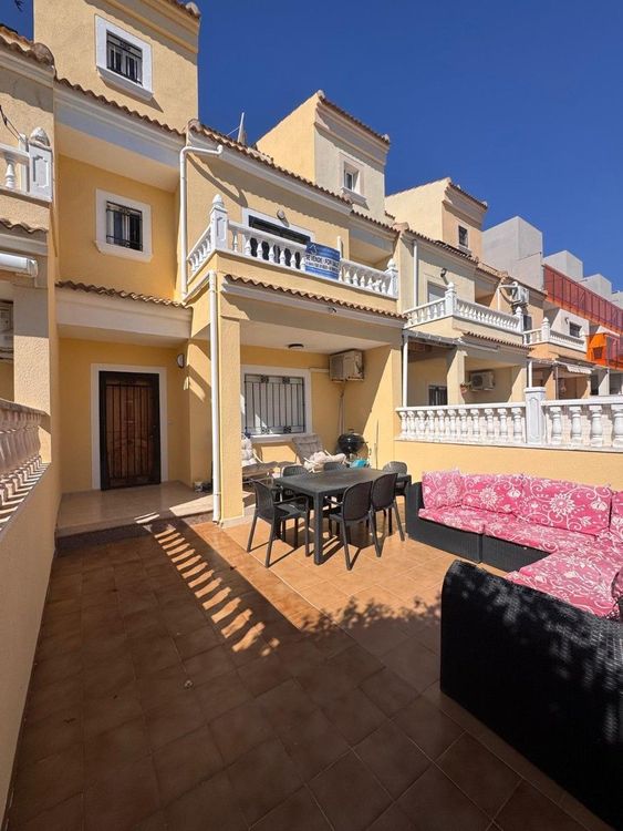 House | Resale in Campoamor in Campoamor, Costa Blanca - Photo 3