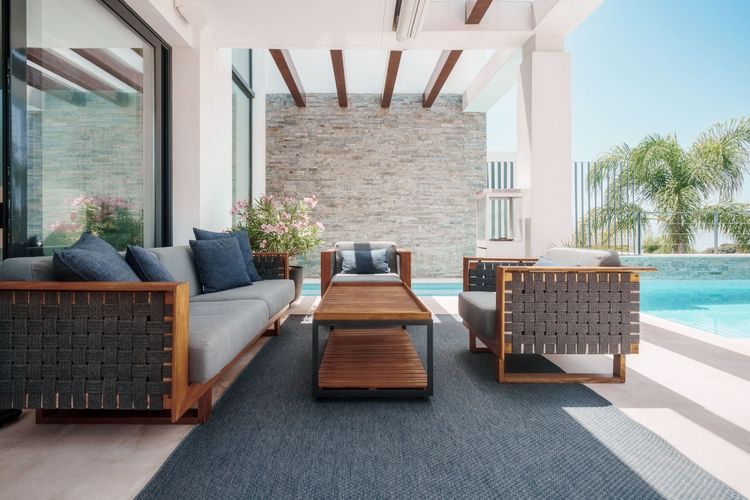 House | Resale in Cabopino in Cabopino, Costa del Sol - Photo 5