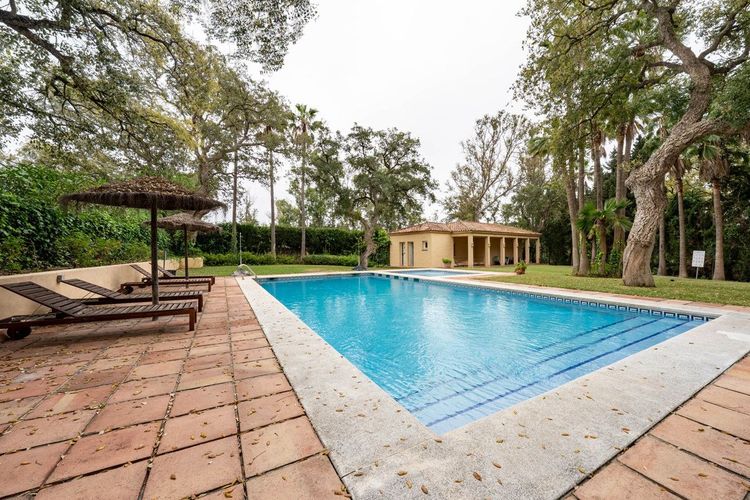 House | Resale in Sotogrande Alto in Sotogrande Alto, Costa del Sol - Photo 4