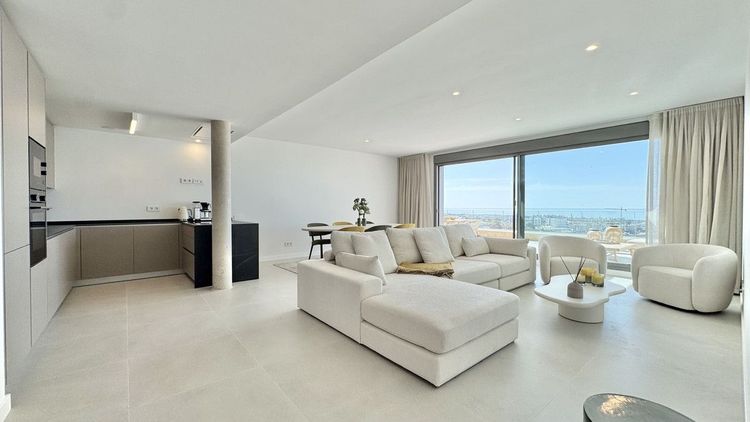 Penthouse | Resale in Selwo in Selwo, Costa del Sol - Photo 2