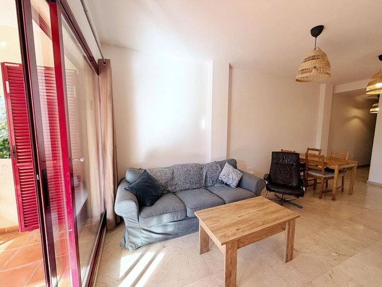 Apartment | Resale in Casares Playa in Casares Playa, Costa del Sol - Photo 4