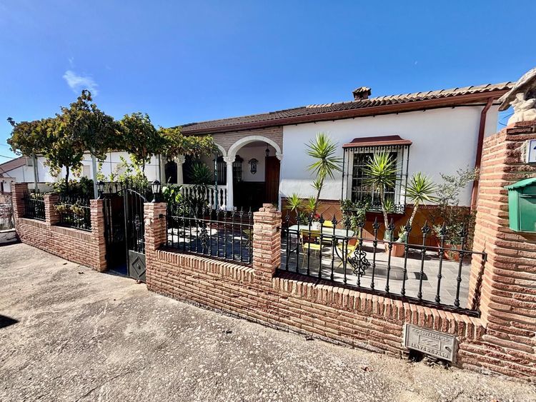 House | Resale in Ronda - Development photo 1