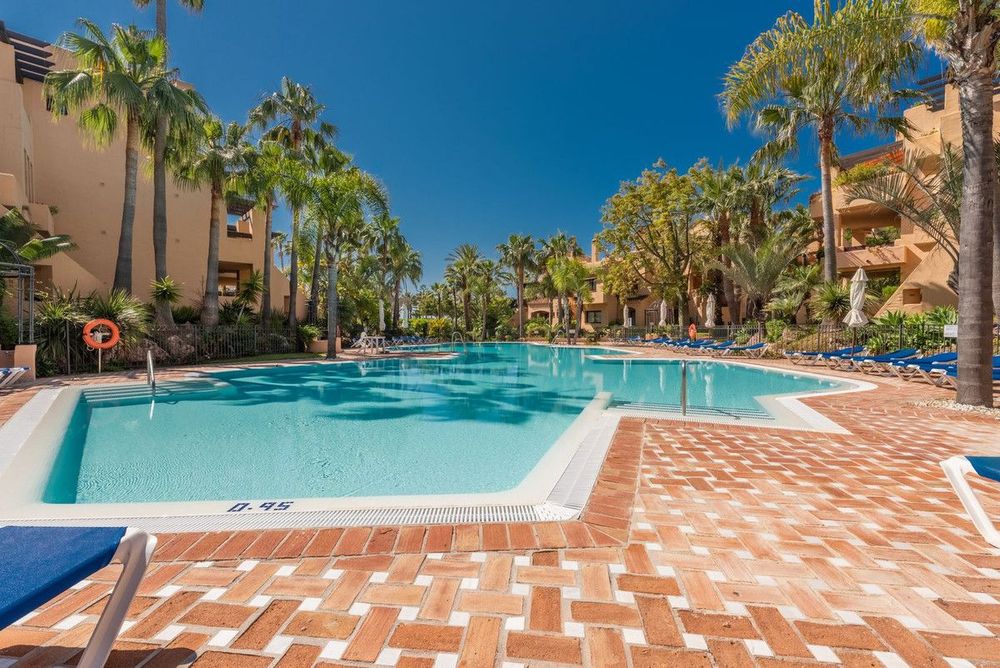 Penthouse | Resale in San Pedro de Alcántara in San Pedro de Alcántara Others, Costa del Sol - Main property photo