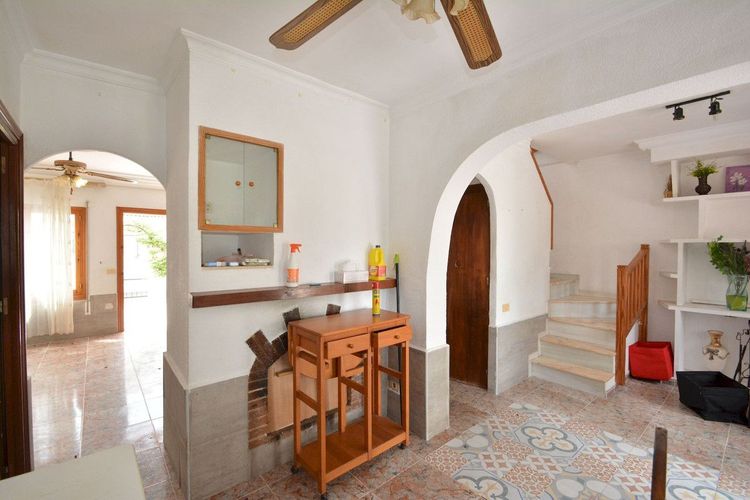 House | Resale in Torrevieja in Torrevieja, Costa Blanca - Photo 5