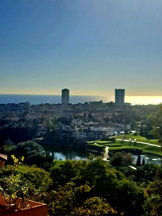 Penthouse | Resale in Elviria - Development photo 1