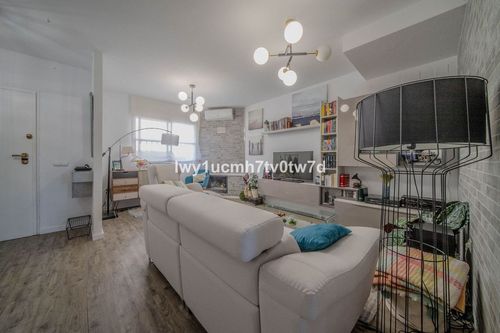 Casa | Reventa en Cala del Moral — Cala del Moral, Costa del Sol