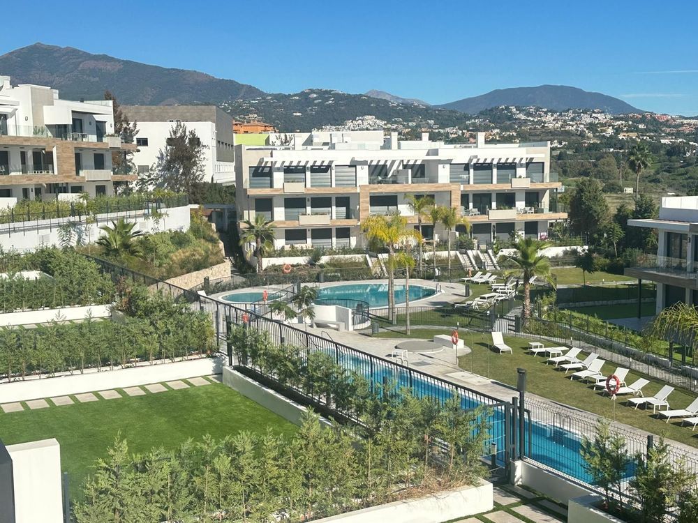 Apartment | Resale in Atalaya in Atalaya, Costa del Sol - Main property photo