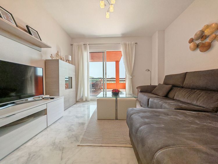 Apartment | Resale in Reserva de Marbella in Reserva de Marbella, Costa del Sol - Photo 2