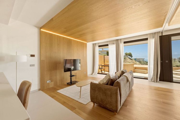 Apartment | Resale in Higueron in Higueron, Costa del Sol - Photo 4