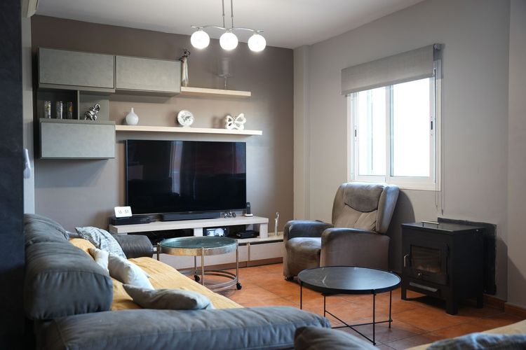 House | Resale in Puerto de la Torre in Puerto de la Torre, Costa del Sol - Photo 4