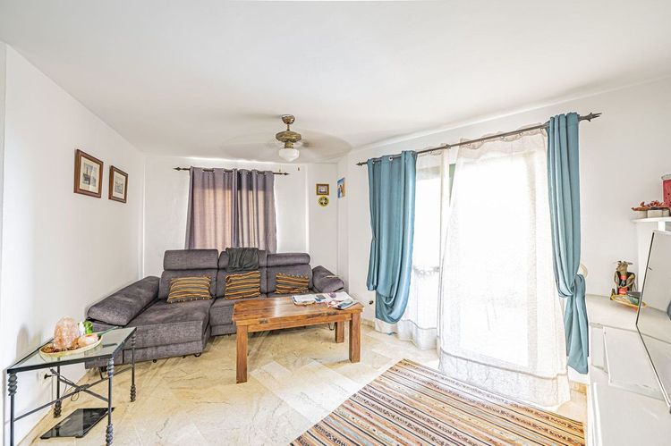Apartment | Resale in Marbella in Marbella Others, Costa del Sol - Photo 5