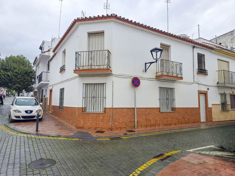 House | Resale in Estepona - Development photo 1
