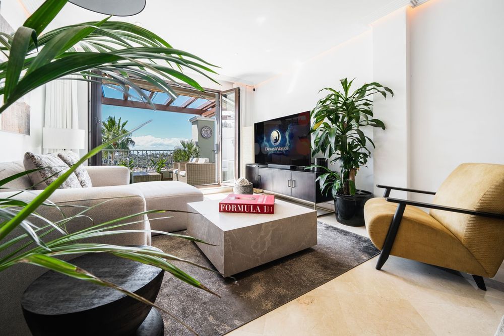 Penthouse | Resale in Los Arqueros in Los Arqueros, Costa del Sol - Main property photo