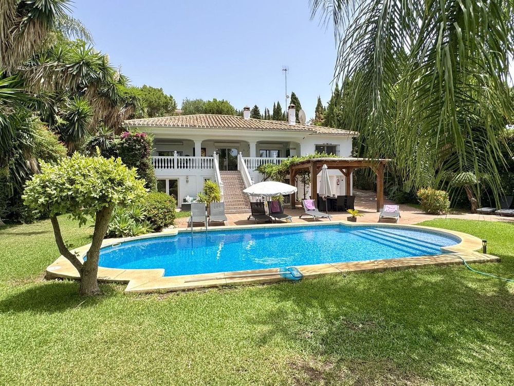 House | Resale in Sierrezuela in Sierrezuela, Costa del Sol - Main property photo