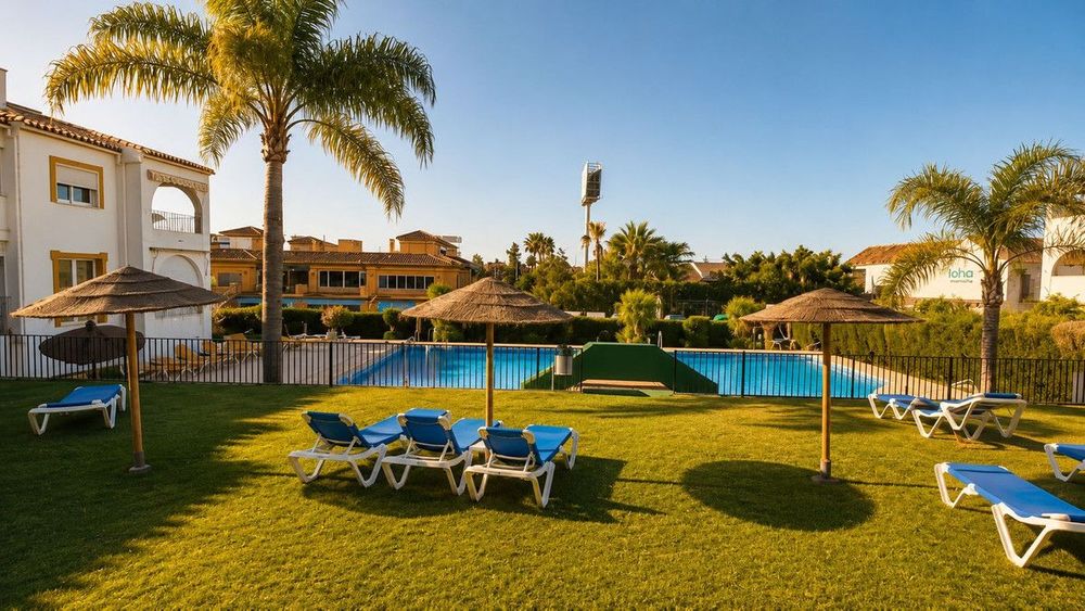 Apartment | Resale in Atalaya in Atalaya, Costa del Sol - Main property photo