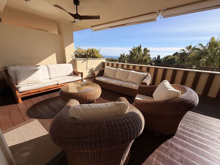 Apartment | Resale in Sierra Blanca - Development photo 1