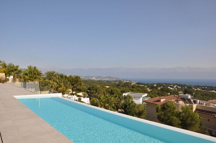 House | Resale in Benissa Coast in Costa Blanca - Photo 3
