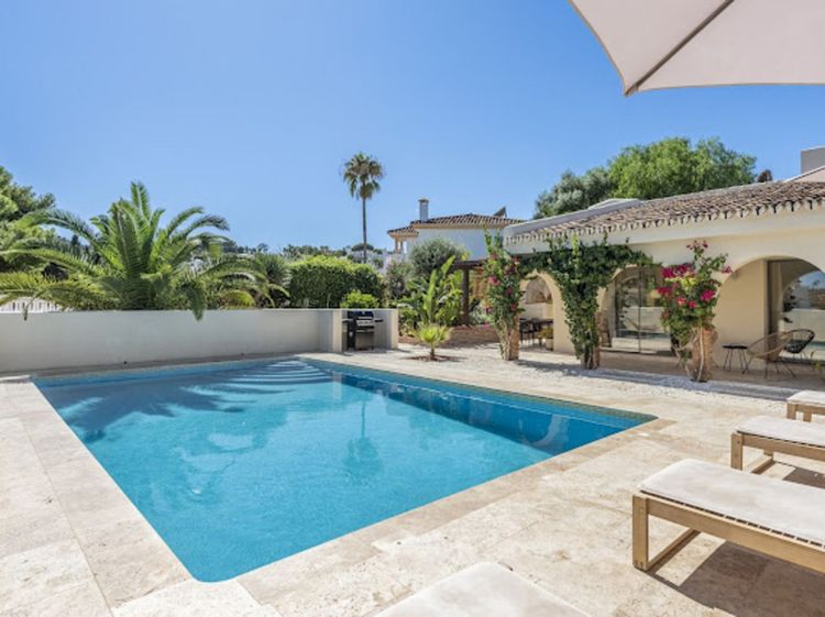 House | Resale in Cerros del Aguila in Cerros del Aguila, Costa del Sol - Photo 3