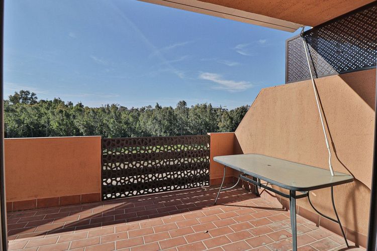 Apartment | Resale in Casares Playa in Casares Playa, Costa del Sol - Photo 2