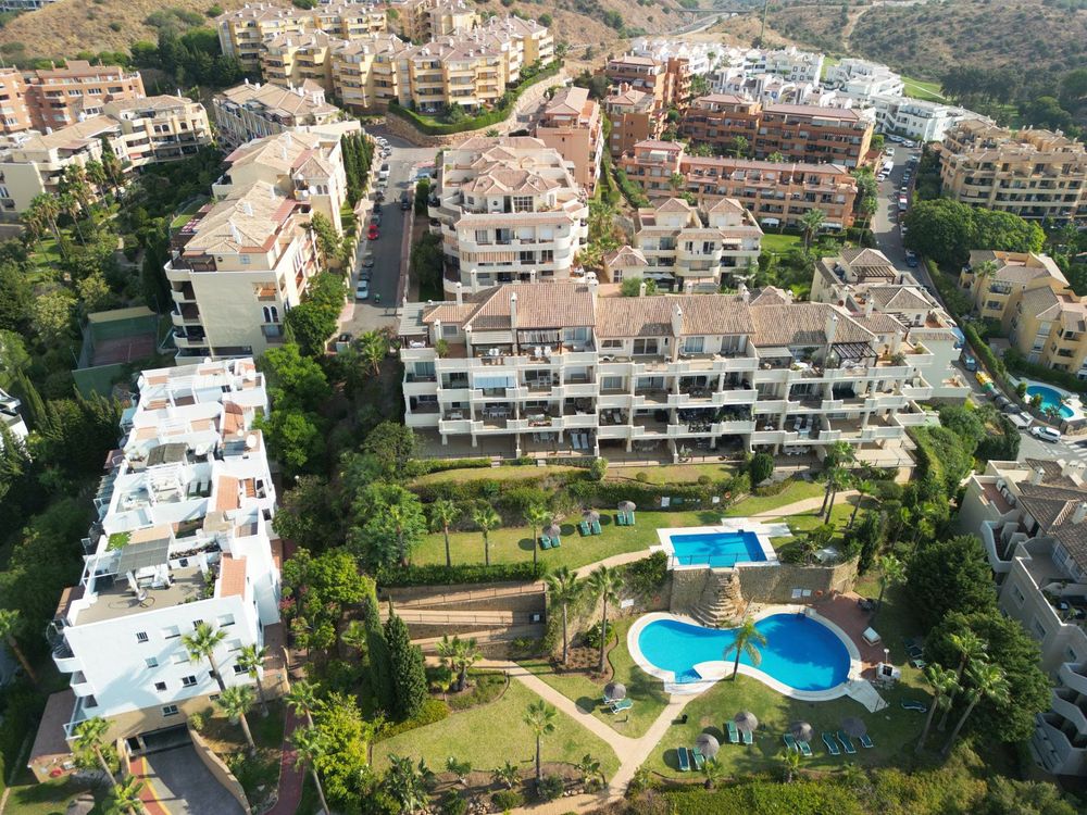 Apartment | Resale in Mijas Costa in Mijas Costa, Costa del Sol - Main property photo