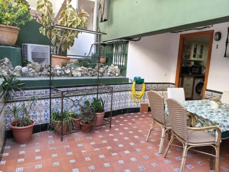Apartment | Resale in Torreguadiaro in Torreguadiaro, Costa del Sol - Photo 2