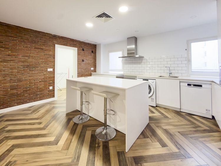 Apartment | Resale in Málaga Centro in Málaga Centro, Costa del Sol - Photo 5