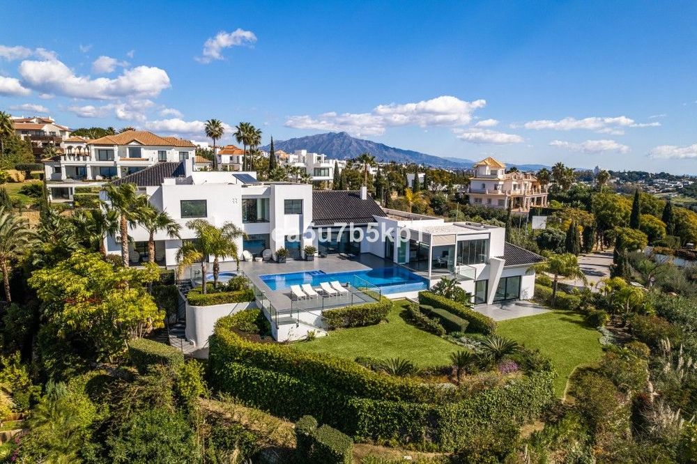 House | Resale in Benahavís in Benahavís Others, Costa del Sol - Main property photo