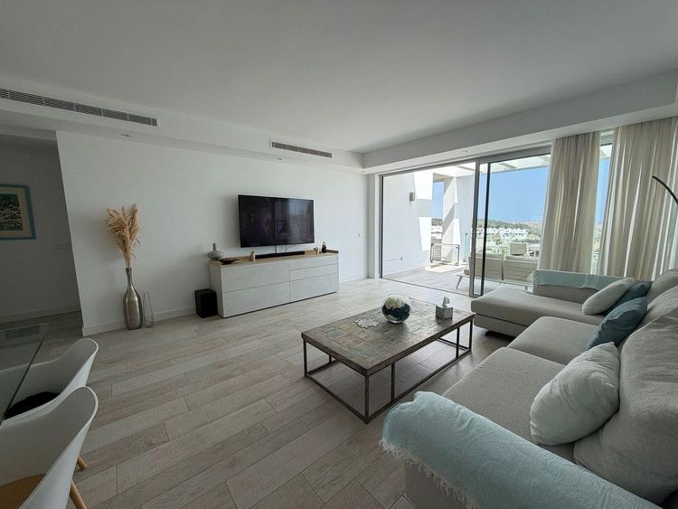 Apartment | Resale in Casares in Casares Others, Casares, Costa del Sol - Photo 5