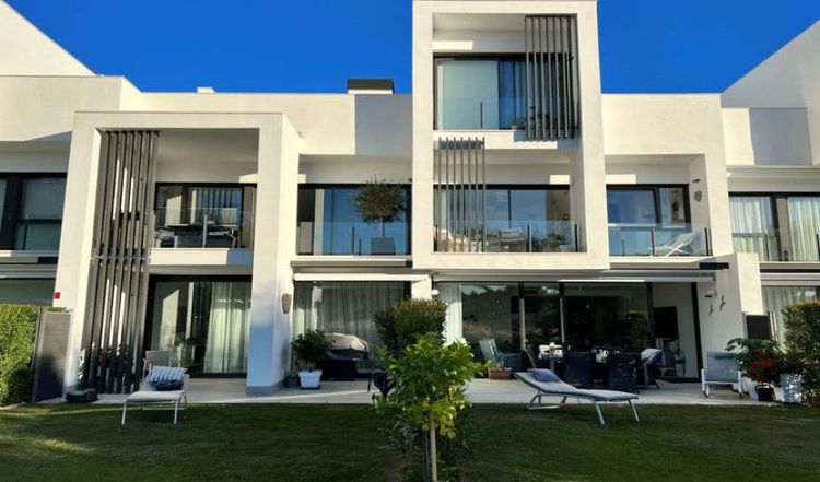 House | Resale in Sotogrande in Sotogrande Others, Costa del Sol - Main property photo