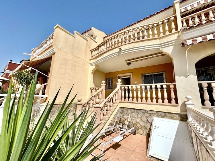 House | Resale in Ciudad Quesada in Ciudad Quesada, Rosales / Quesada, Costa Blanca - Photo 4