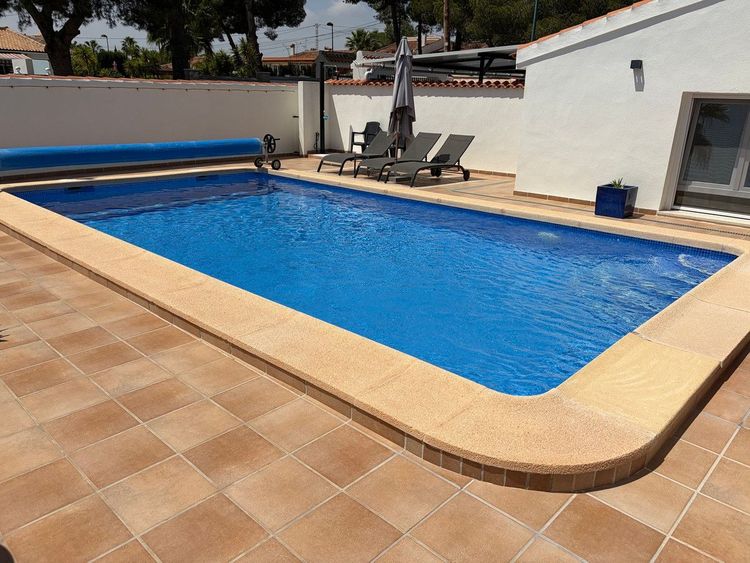 House | Resale in Pinar de Campoverde in Pinar de Campoverde, Costa Blanca - Photo 4