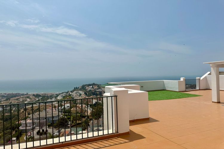 Apartment | Resale in Málaga in Málaga, Costa del Sol - Photo 4