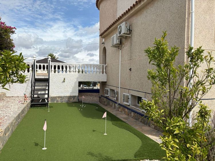 House | Resale in Almoradi in Costa Blanca - Photo 5