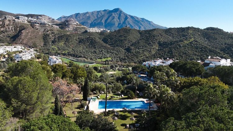 Penthouse | Resale in Benahavís in Benahavís Others, Costa del Sol - Photo 5