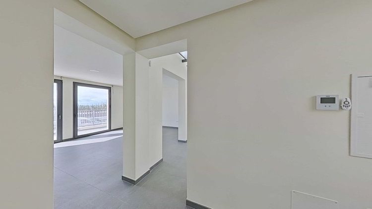 House | Resale in Marbella in Marbella Others, Costa del Sol - Photo 4