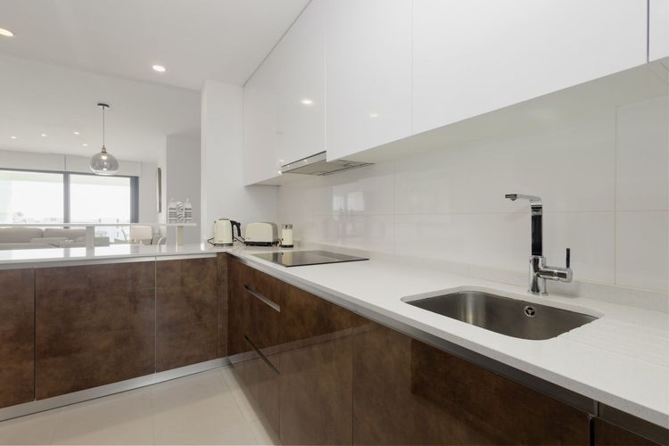 Apartment | Resale in Estepona in Estepona, Costa del Sol - Photo 4