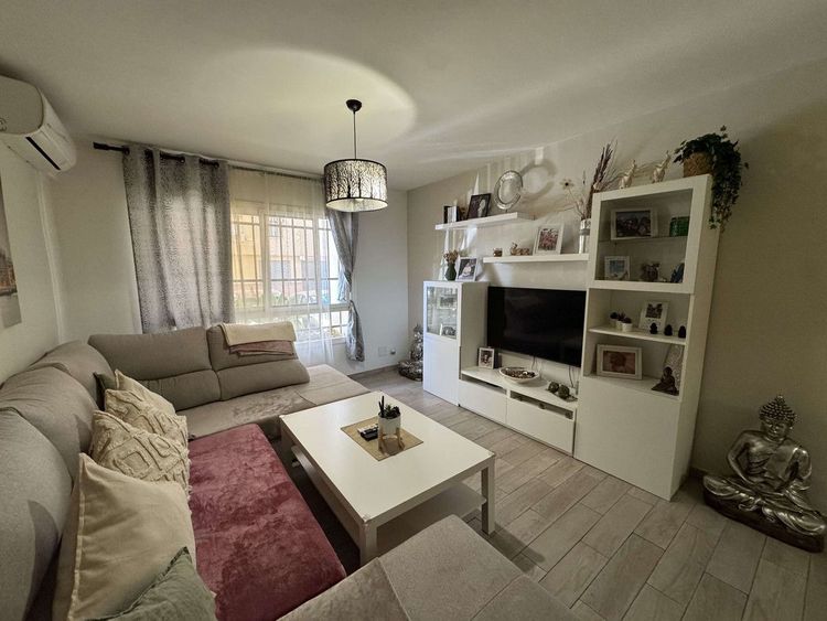 Apartment | Resale in Marbella in Marbella Others, Costa del Sol - Photo 5
