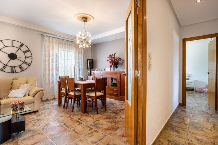 House | Resale in La Hoya in Costa Blanca - Photo 4