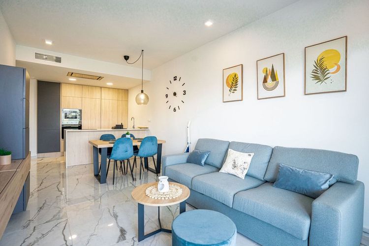 Apartment | Resale in Playa Flamenca in Playa Flamenca, Orihuela Costa, Costa Blanca - Photo 2