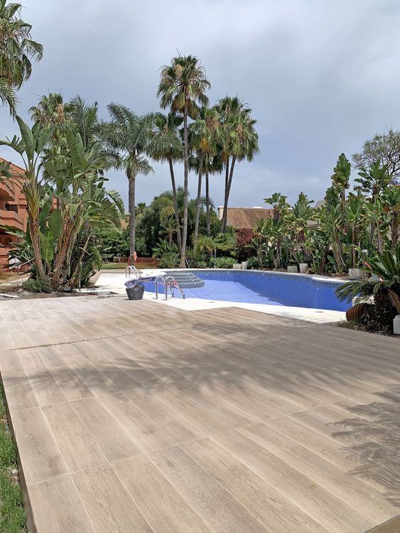 Penthouse | Resale in Puerto Banús in Puerto Banús, Costa del Sol - Photo 2